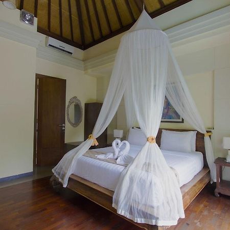 Ladera Villa Ubud Bagian luar foto